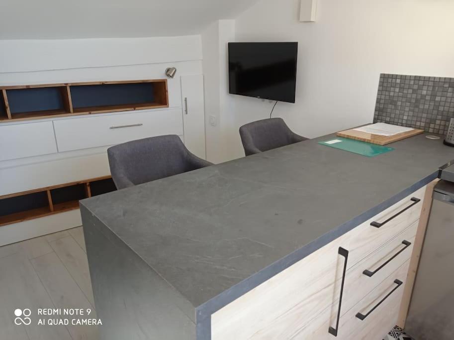 Avignon Hyper Centre:Studio Cosy Et Calme מראה חיצוני תמונה
